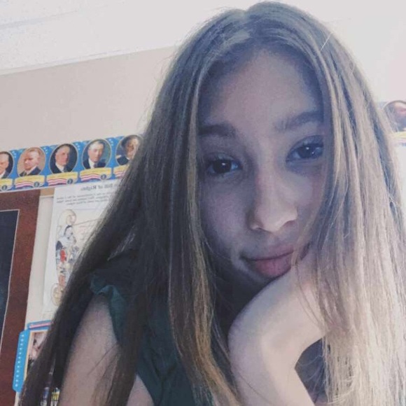 Meet your Posher, Sahirah - Picture 2 of 3